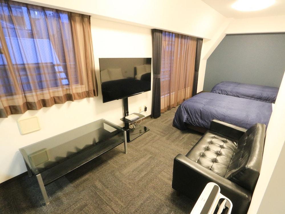 HOTEL LiVEMAX BUDGET Shinbashi Tokyo Eksteriør billede