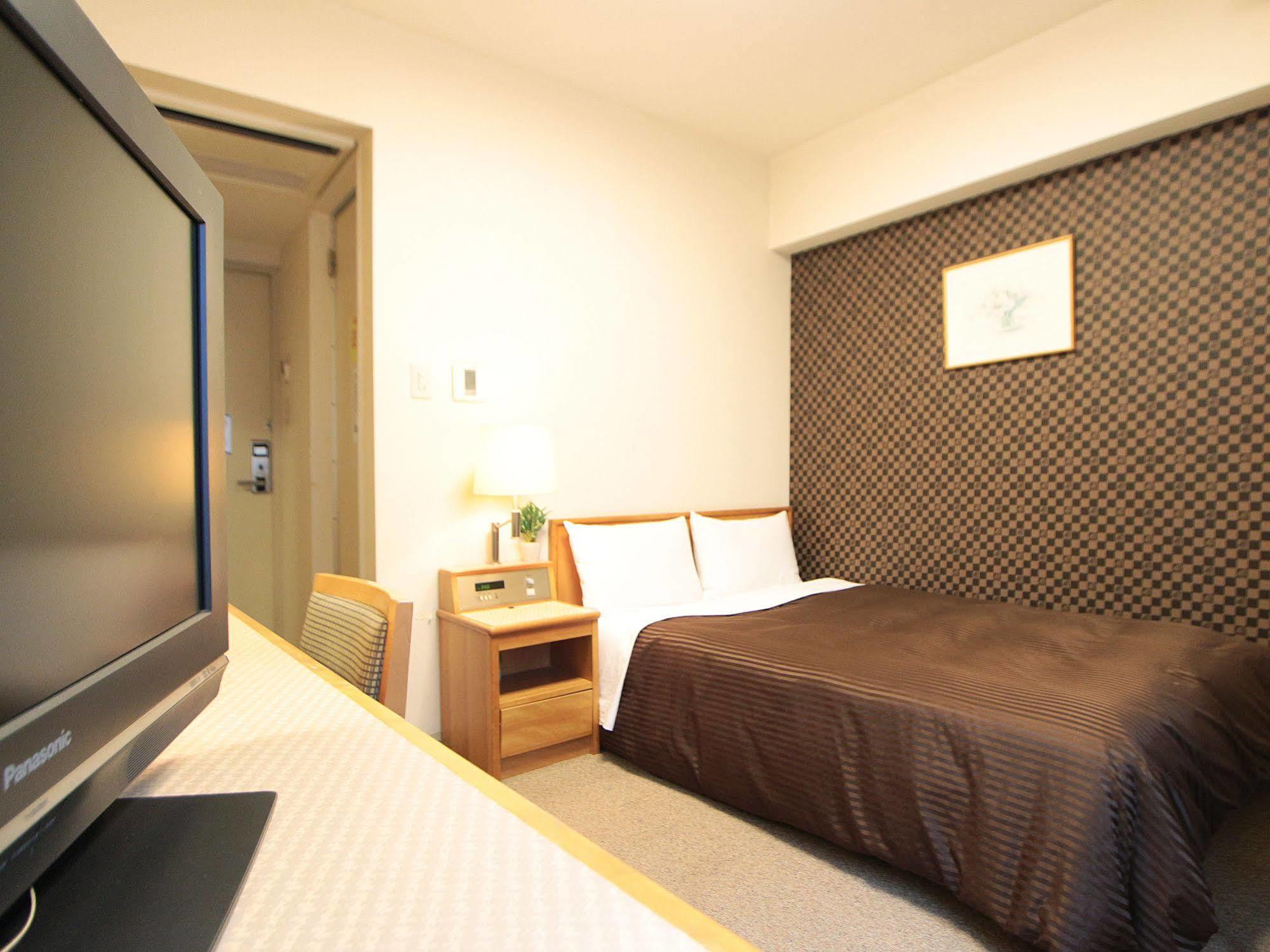 HOTEL LiVEMAX BUDGET Shinbashi Tokyo Eksteriør billede