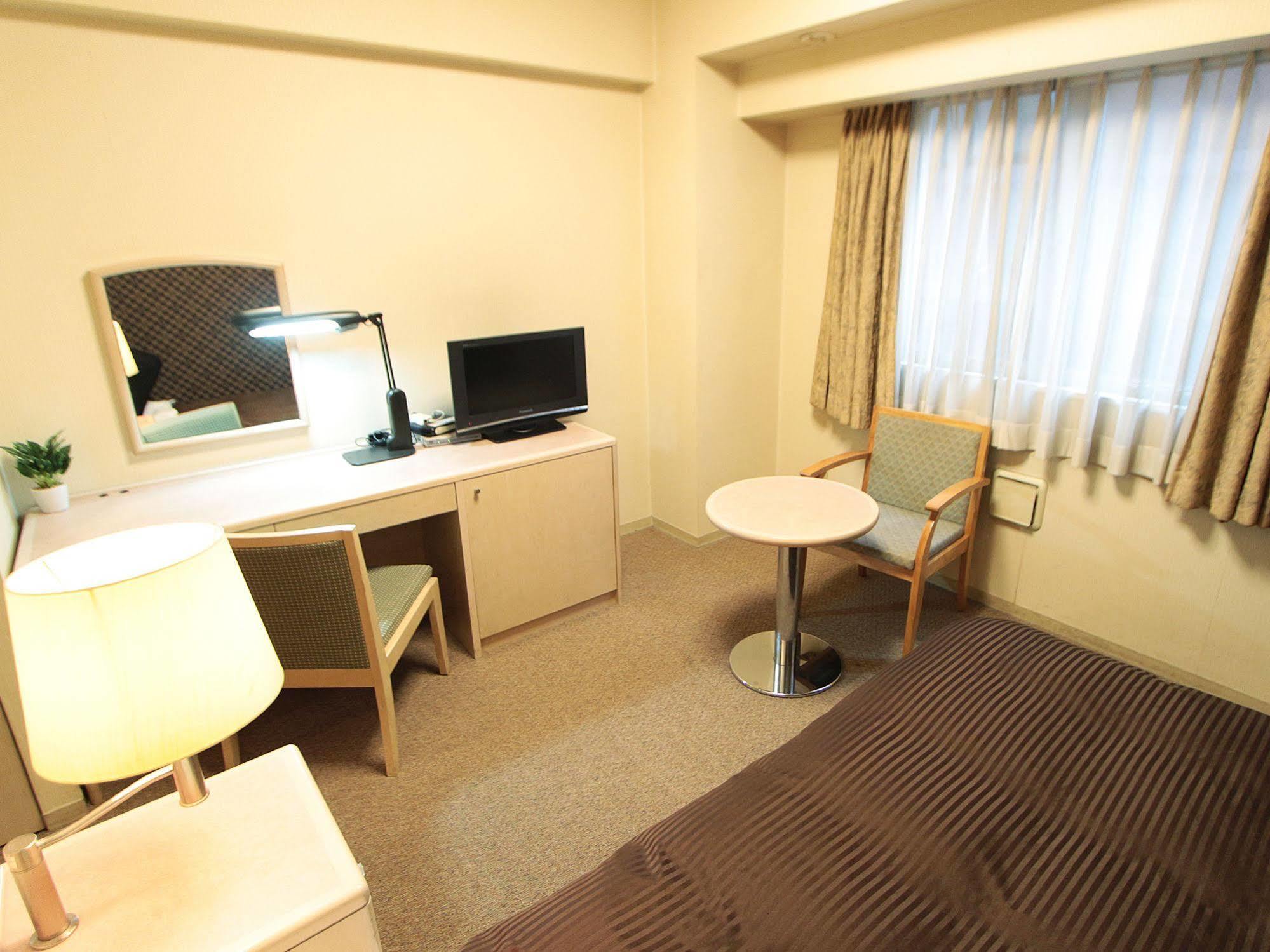 HOTEL LiVEMAX BUDGET Shinbashi Tokyo Eksteriør billede